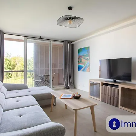 Air-conditioned 5 Minutes From The And Shops Apartment Cros-de-Cagnes