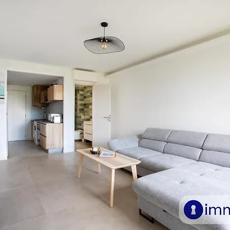 Air-conditioned 5 Minutes From The And Shops Cros-de-Cagnes