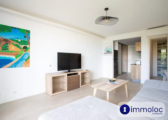 Air-conditioned 5 Minutes From The And Shops * Cros-de-Cagnes